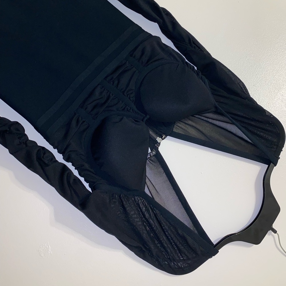 little black dress 🖤 bodycon - Picture 7 of 7
